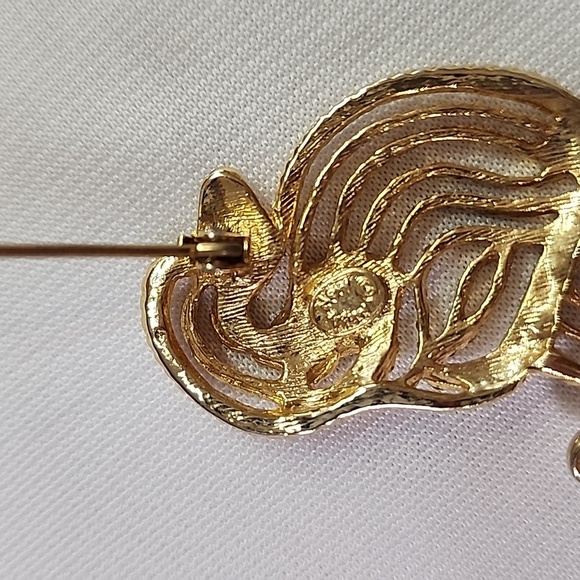 Poodle Brooch Branded New View - Picture 6 of 7